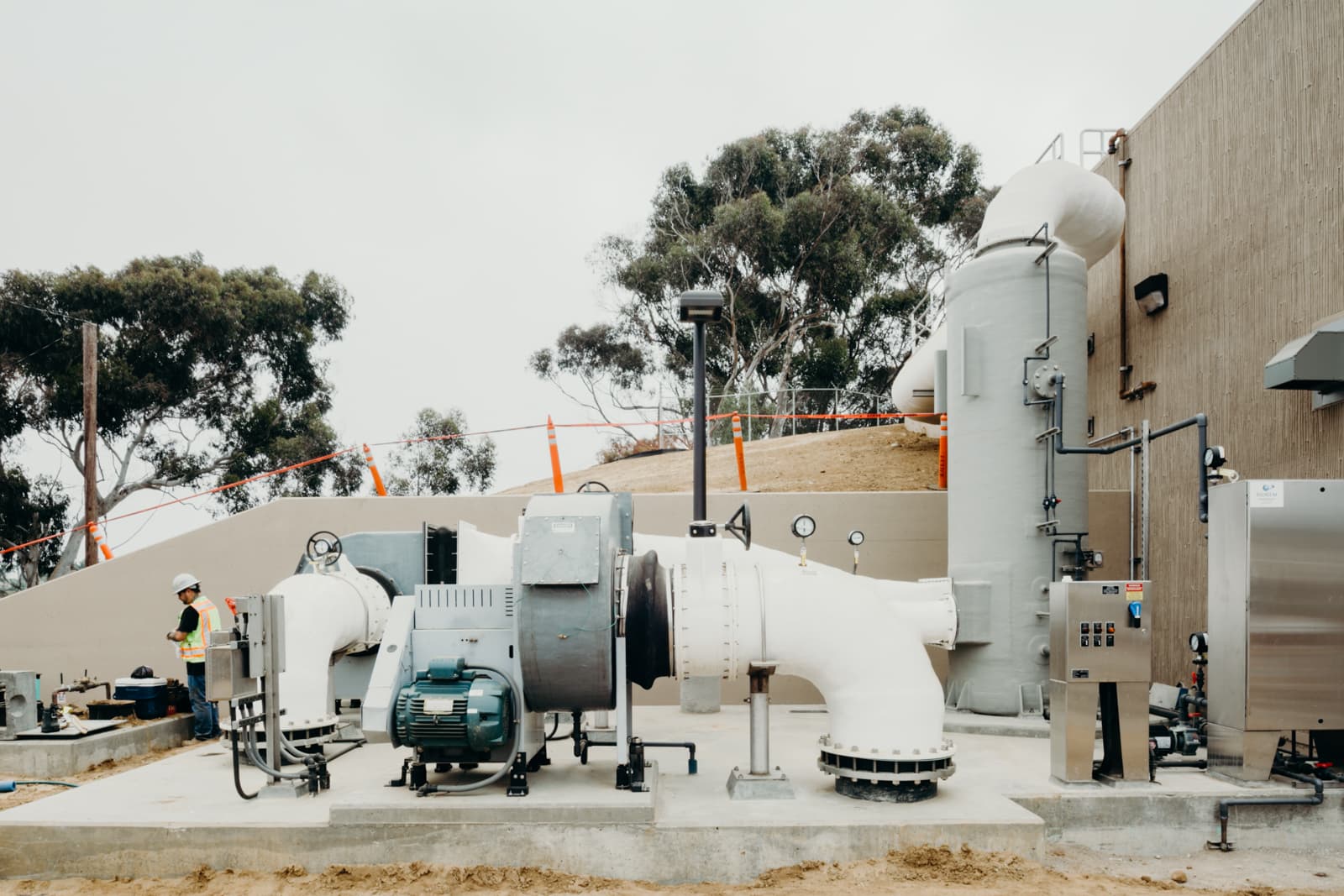 Agua Hedionda Support Bridge, Interceptor Sewer Replacement, and Sewer Lift Station 5