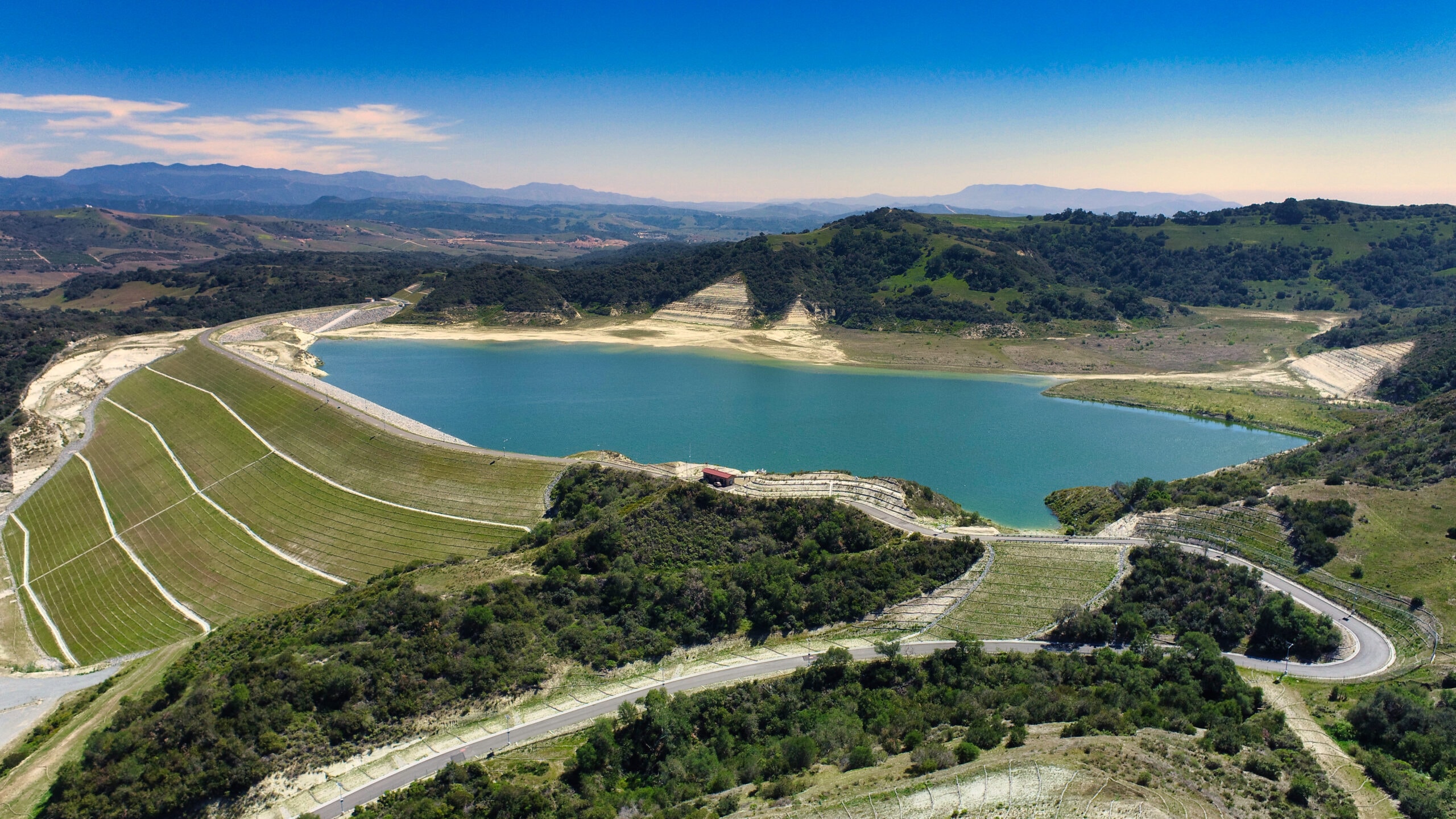 Trampas Canyon Dam and Reservoir